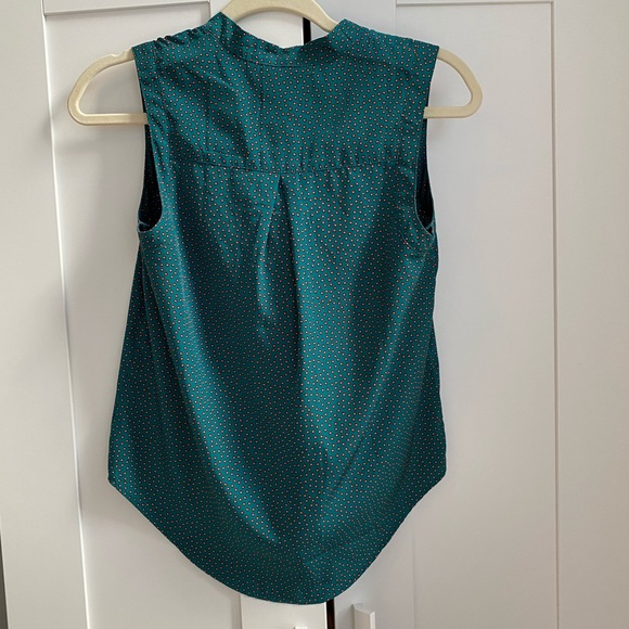 Nordstrom polka dot sleeveless blouse - Picture 5 of 5